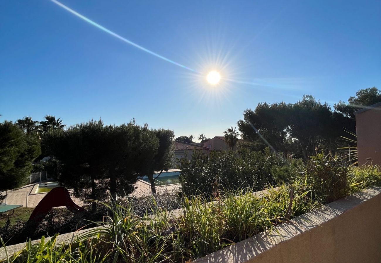 Apartment in Martigues - Cap Bleu Residence in Carro