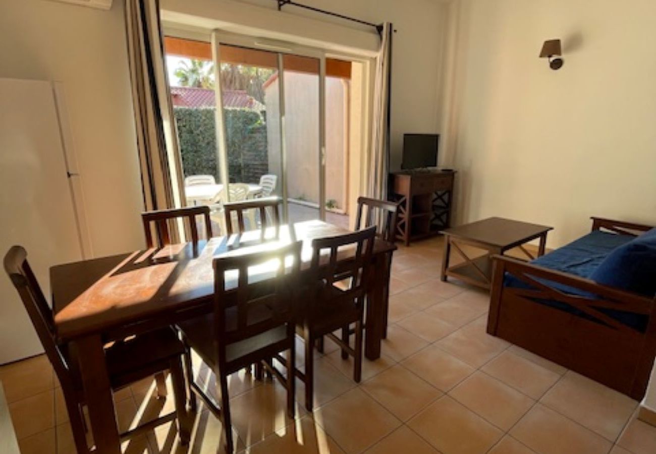 Apartment in Martigues - CARRO 26